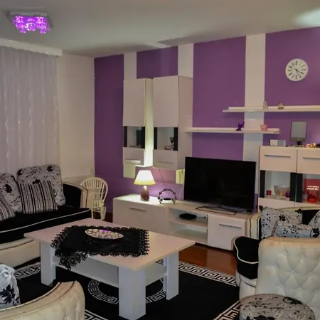 Apartment Ina *