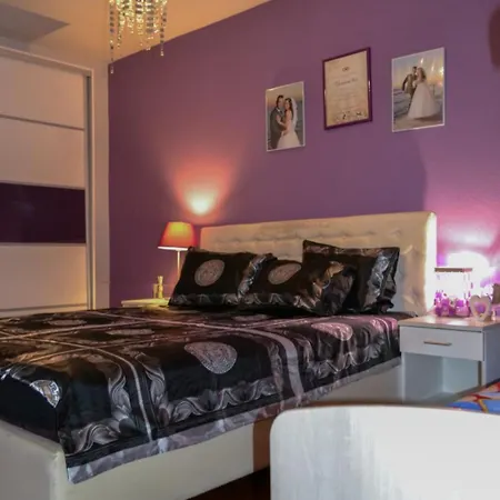 Apartment Ina *